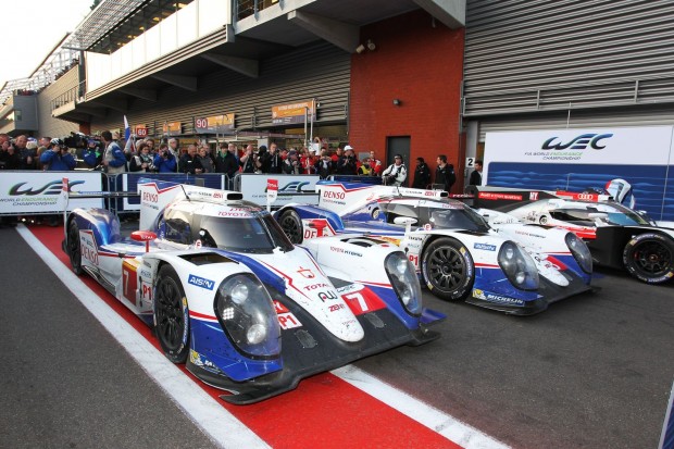Mit dem Auto will Toyota Audis Vorherrschaft in der WEC beenden. In Le Mans landete ein TS040 auf der Pole Position... (Foto: Toyota)