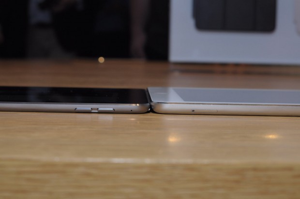 Die Unterschiede sind nur gut sichtbar, wenn die beiden iPads direkt nebeneinander liegen. (Foto: Andreas Sebayang/Golem.de)