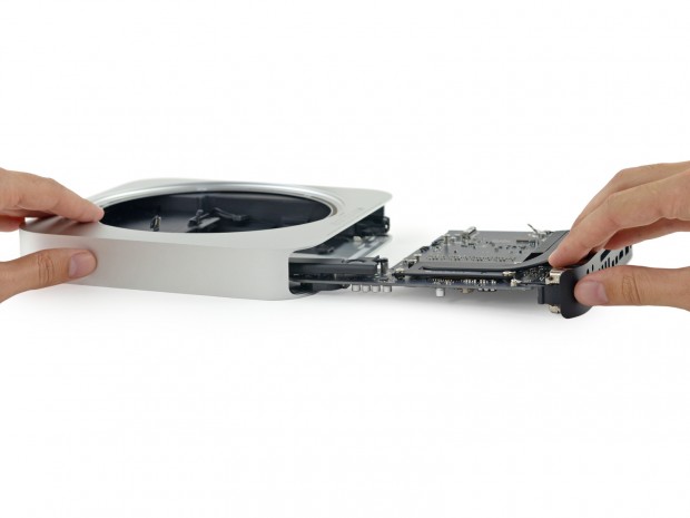 Mac Mini bei iFixit (Bild: iFixit)