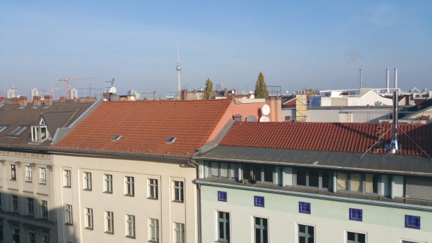 Die Fotos der 16-Megapixel-Kamera sind scharf, zeigen aber wenig Kontrast. (Bild: Tobias Költzsch/Golem.de)