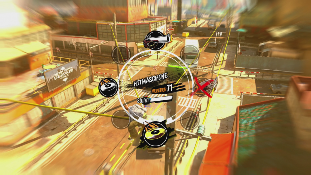 Im Waffenrad wählen wir unsere Schießprügel aus. (Screenshot: Golem.de)