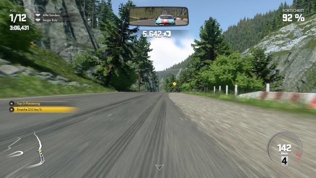 Die Stoßstangenperspektive bietet ein rasantes Geschwindigkeitsgefühl trotz "nur" 30 Bildern pro Sekunde.