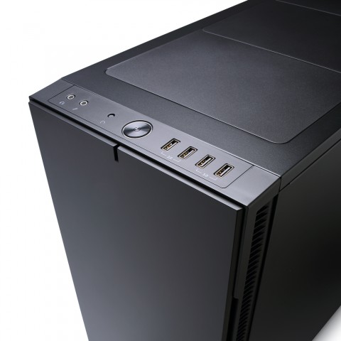 Define R5 (Bild: Fractal Design)