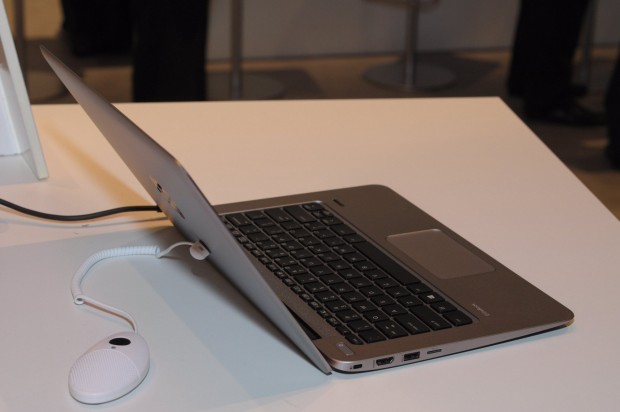 ... hat nur wenige Anschlüsse. (Foto: Andreas Sebayang/Golem.de)