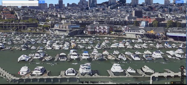 Neben dem Pier 39 zeigen die Boote die geringe Auflösung der 3D-Modelle. (Screenshot: Golem.de)