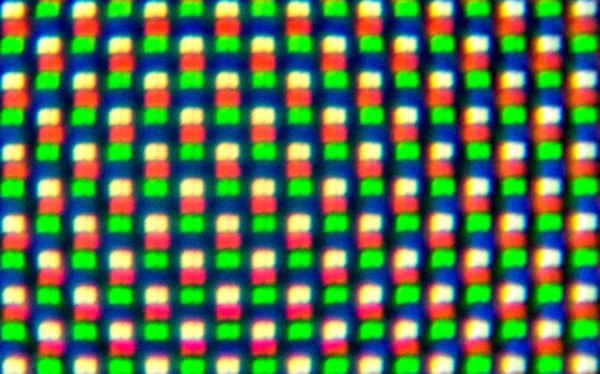 Ein WRGB-Panel (Bild: Fabian Hamacher/Golem.de)