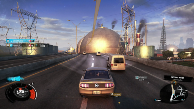 Quer durch die USA: Der Weg führt auch an Industrieanlagen vorbei. (Screenshot: Golem.de)