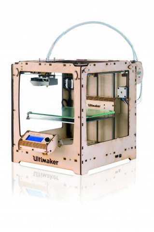 Obwohl der Ultimaker Original einer der ältesten noch verkauften Mittelklasse-Drucker ist, sind seine technischen Werte immer noch zeitgemäß. Umwälzende technische Neuerungen gab es beim FDM-Druck in den letzten beiden Jahren nicht. (Foto: Ultimaker)