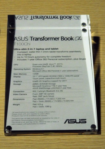 Asus stellt drei Modelle des Transformer Book Chi vor. (Fotos: Nico Ernst)