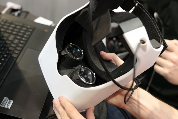 Fove auf der CES 2015 (Bild: Michael Wieczorek/Golem.de)