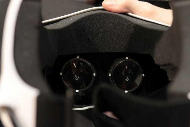Fove auf der CES 2015 (Bild: Michael Wieczorek/Golem.de)