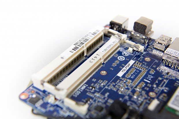 Gigabyte Brix GB-BXi5H-5200 (Bild: Martin Wolf/Golem.de)