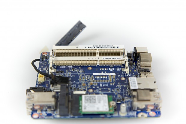 Gigabyte Brix GB-BXi5H-5200 (Bild: Martin Wolf/Golem.de)