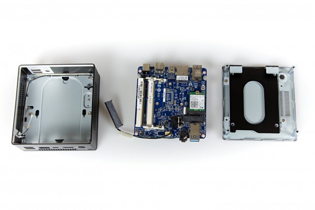 Gigabyte Brix GB-BXi5H-5200 (Bild: Martin Wolf/Golem.de)