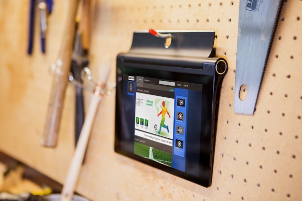 Yoga Tablet 2 mit 8-Zoll-Display (Bild: Lenovo)