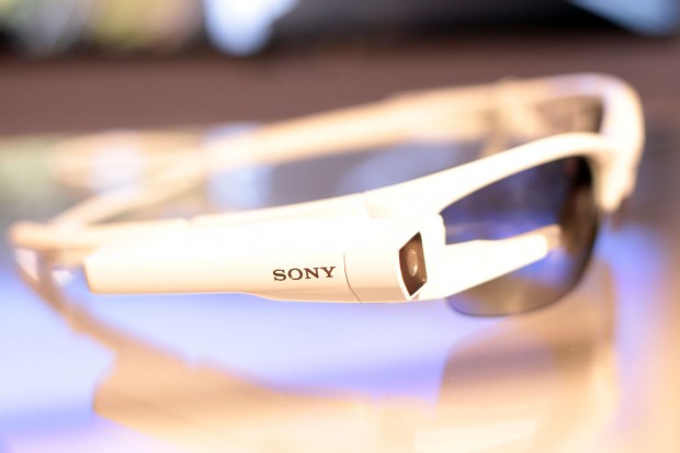 Die Smart Eyeglass Attach von Sony (Bild: Michael Wieczorek)