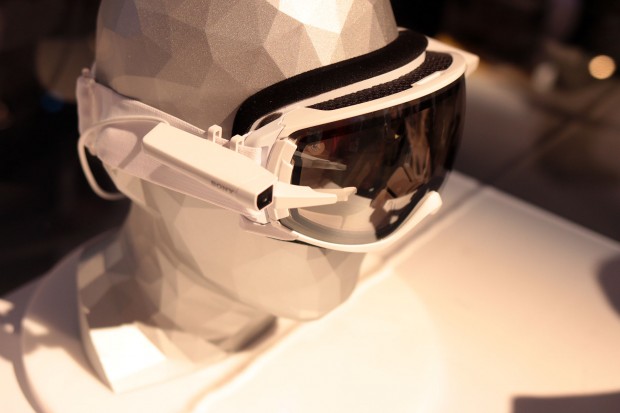 Die Smart Eyeglass Attach von Sony (Bild: Michael Wieczorek)