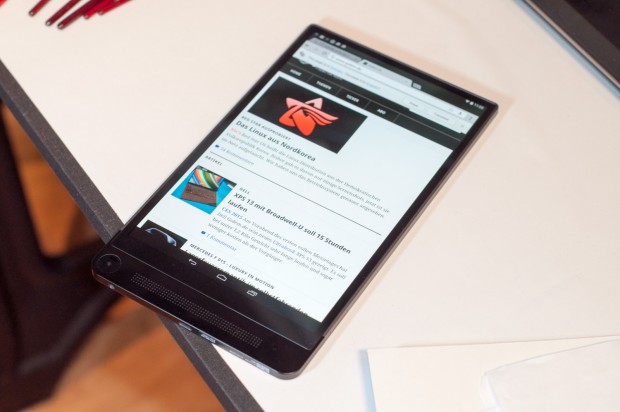 Das Android-Tablet bietet eine hohe Auflösung mit dem OLED-Display. (Foto: Andreas Sebayang/Golem.de)