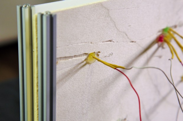 Hilft immer: Heißkleber (Foto: Fabian Hamacher/Golem.de)