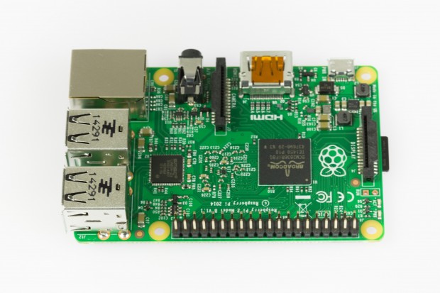 Raspberry Pi 2 (Foto: Martin Wolf/Golem.de)