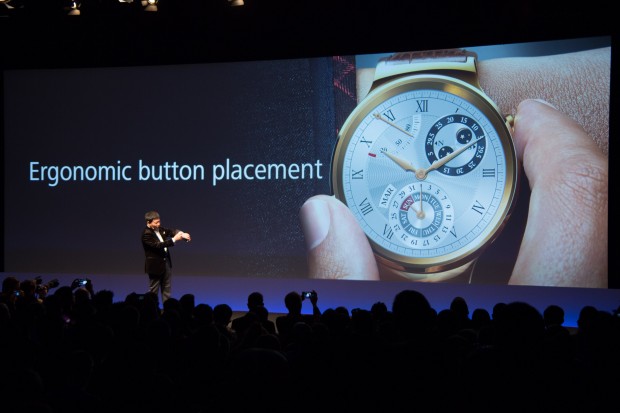 Erste Smartwatch von Huawei (Bild: Martin Wolf/Golem.de)