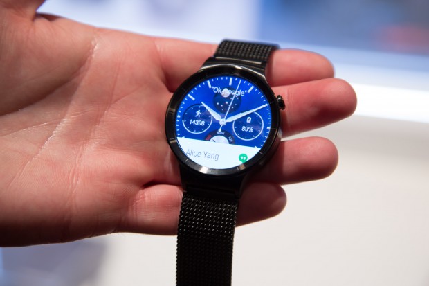 Erste Smartwatch von Huawei (Bild: Martin Wolf/Golem.de)