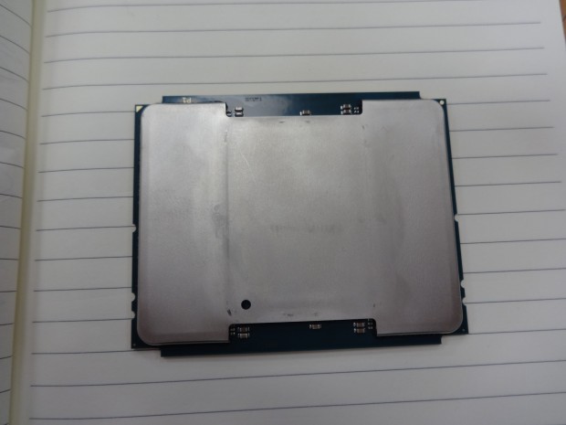 Package von Xeon Phi Knights Landing mit Heatspreader (Bild: The Platform/Timothy Prickett Morgan)