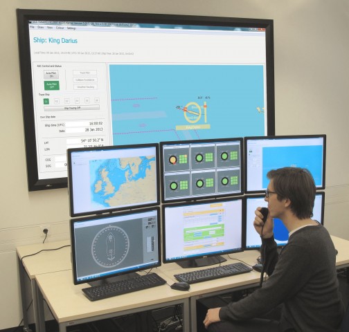Die Schiffe werden von Kontrollzentren an Land überwacht, aber nicht ferngelenkt. (Bild: Fraunhofer CML)