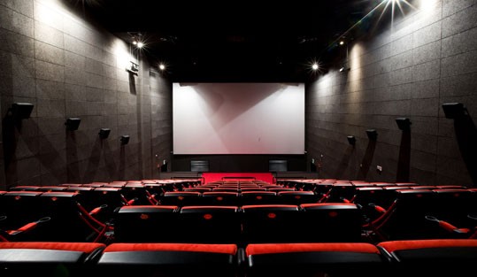4DX: Regen, Schnee und Wärme auf dem Kinosessel - Golem.de
