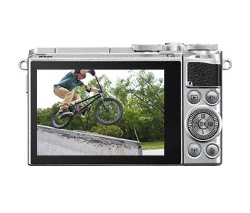 Nikon 1 J5 (Bild: Nikon)