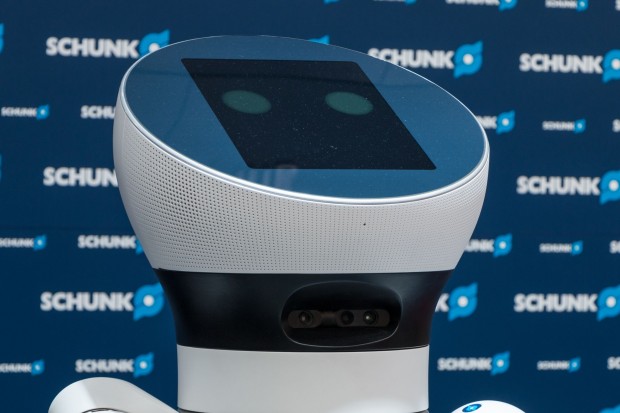 Das Gesicht ist ein Touchscreen. Im Sensorring am Hals ist der 3D-Sensor erkennbar. (Foto: Werner Pluta/Golem.de)