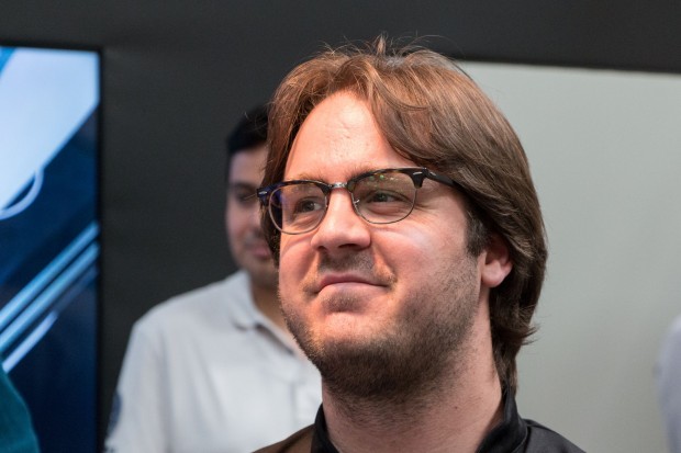 Der britische Koch Tim Anderson hat dem Roboter das Kochen beigebracht: Seine Bewegungen wurde mit Sensoren an den Händen aufgezeichnet. (Foto: Werner Pluta/Golem.de)