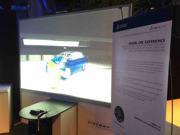 Stereoskopisch aufbereitetes CAD-Bild eines Autos (Foto: Peter Steinlechner/Golem.de)