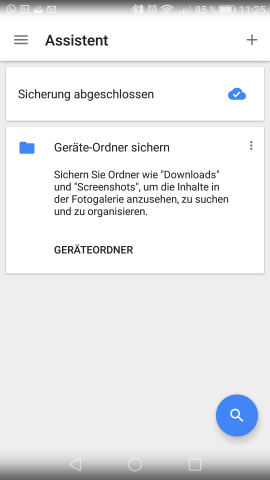 Neu ist der Assistent: Hier werden dem Nutzer Hinweise als Karten angezeigt, vergleichbar mit denen von Google Now. (Screenshot: Golem.de)