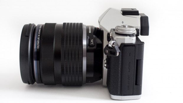 Olympus OM-D E-M5 Mark II (Bild: Andreas Donath)