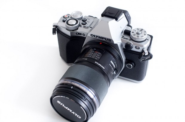Olympus OM-D E-M5 Mark II (Bild: Andreas Donath)
