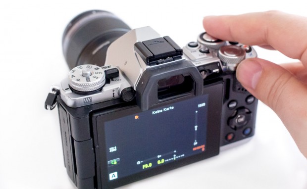 Olympus OM-D E-M5 Mark II (Bild: Andreas Donath)