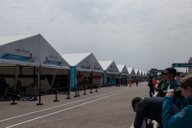...einen Besuch in der Boxengasse buchen. (Foto: Werner Pluta/Golem.de)