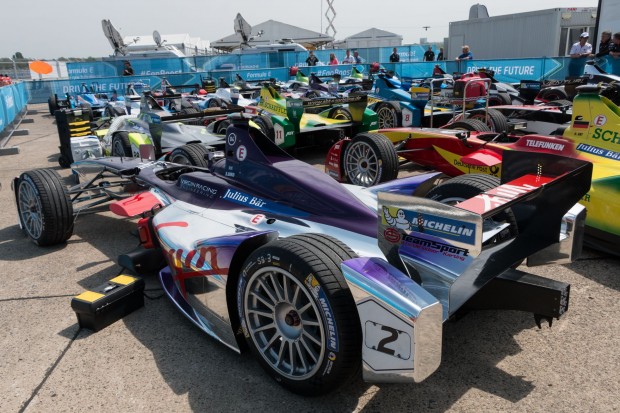 Die Renner im  Parc ferm&eacute; nach der Qualifikation. (Foto: Werner Pluta/Golem.de)
