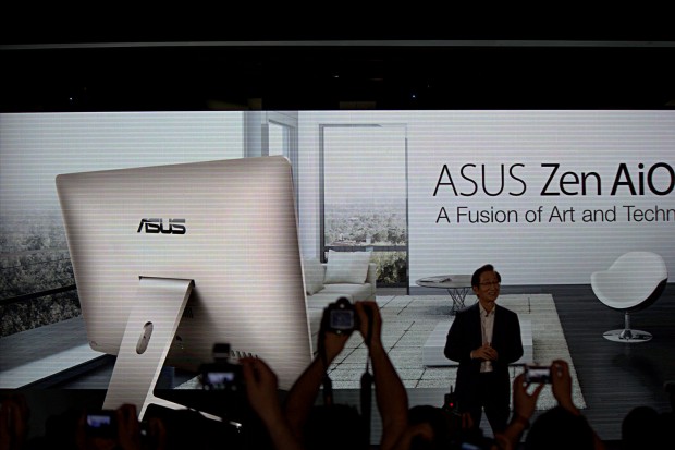 Asus stellt die Zen-All-in-One-PCs vor. (Bild: Tobias K&ouml;ltzsch/Golem.de)