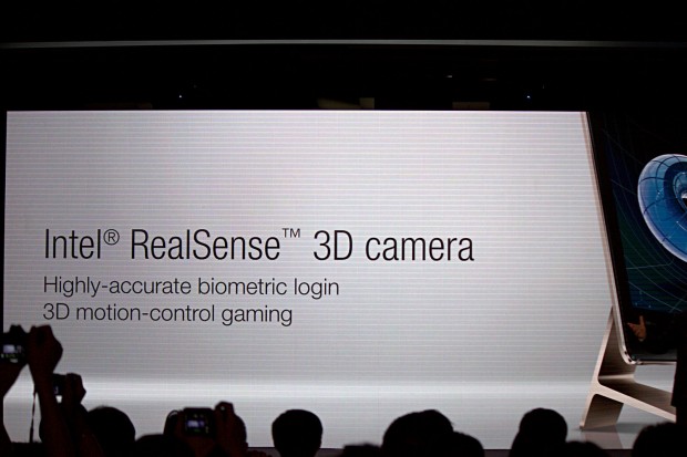 Asus stellt die Zen-All-in-One-PCs vor. (Bild: Tobias K&ouml;ltzsch/Golem.de)