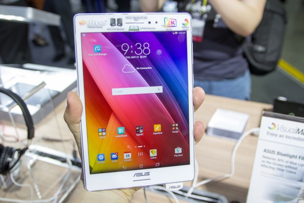 Das Display des Tablets ist 8 Zoll gro&szlig;, die Aufl&ouml;sung liegt bei 2.048 x 1.536 Pixeln. (Bild: Tobias K&ouml;ltzsch/Golem.de)