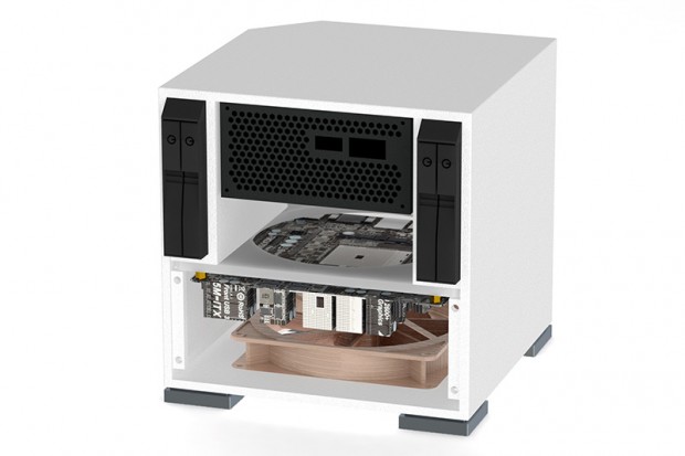 Kurzzeitig war auch ein herausnehmbarer Mainboardtray geplant. (Bild: Sebastian Vo&szlig;)