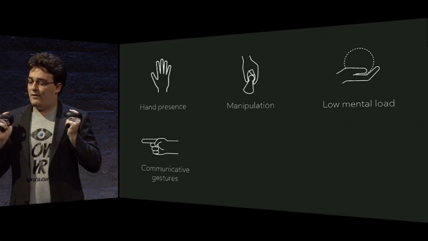 Palmer Luckey zeigt Oculus Touch (Screenshot: Golem.de)