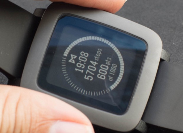 Pebble Time (Bild: Andreas Donath)