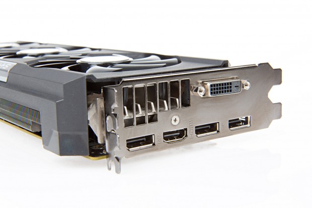 Sapphire Radeon R9 390 Nitro (Foto: Martin Wolf/Golem.de)