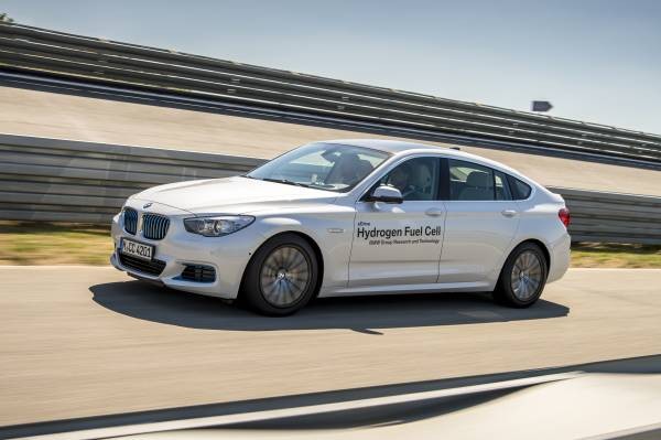 BMW 5er Gran Turismo mit Wasserstoffbrennstoffzelle (Bild: BMW)