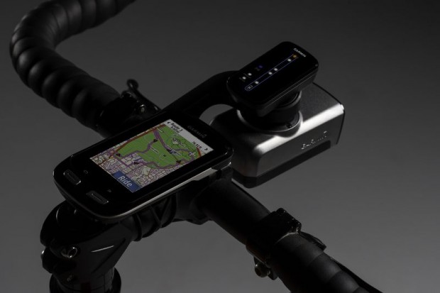 Garmin-Licht mit Leuchtweitenregulierung (Bild: Garmin)
