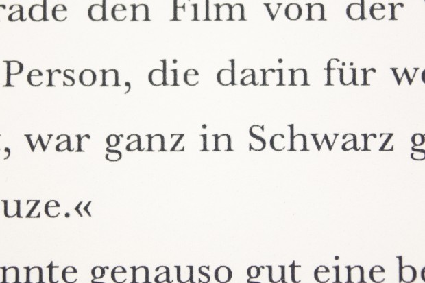 Das Schriftbild des neuen Kindle Paperwhite (Bild: Martin Wolf/Golem.de)