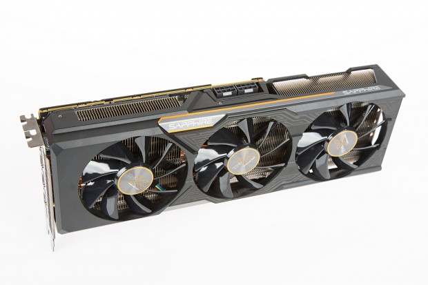 Sapphire Radeon R9 Fury Tri-X (Bild: Martin Wolf/Golem.de)